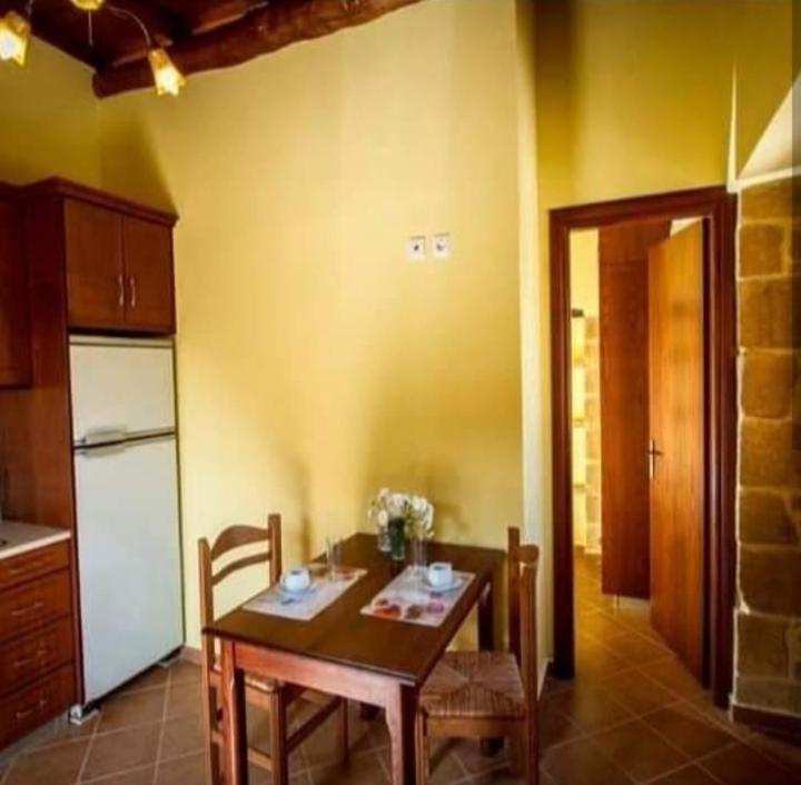 Luxurious Stone Apartment 2 Kera  Luaran gambar