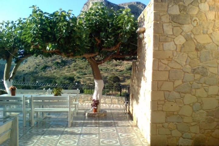 Luxurious Stone Apartment 2 Kera  Luaran gambar